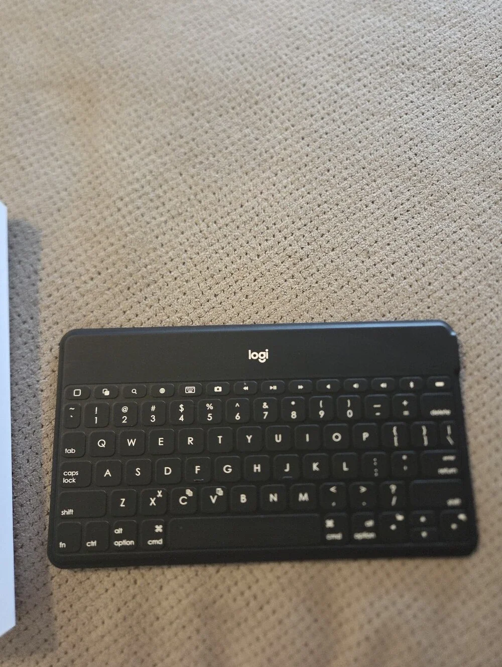 Logitech 920-006701 Keys-to-go Apple iPad, iPhone, Apple TV Portable keyboard